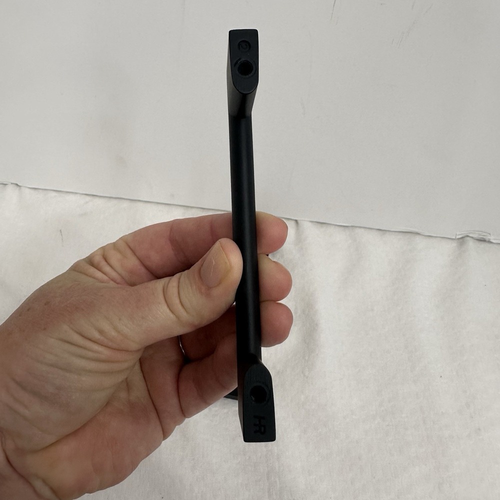 Lot 9+1 Jeffrey Alexander Sutton 3-3/4" Squared Matte Black Cabinet Drawer Pulls - Picture 4 of 10